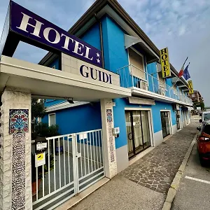 Hotel Guidi **